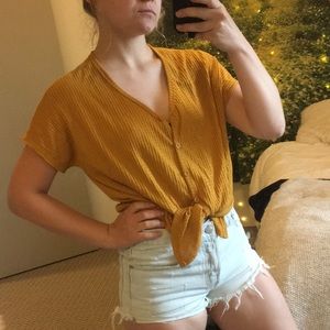 Oversized tie front button up